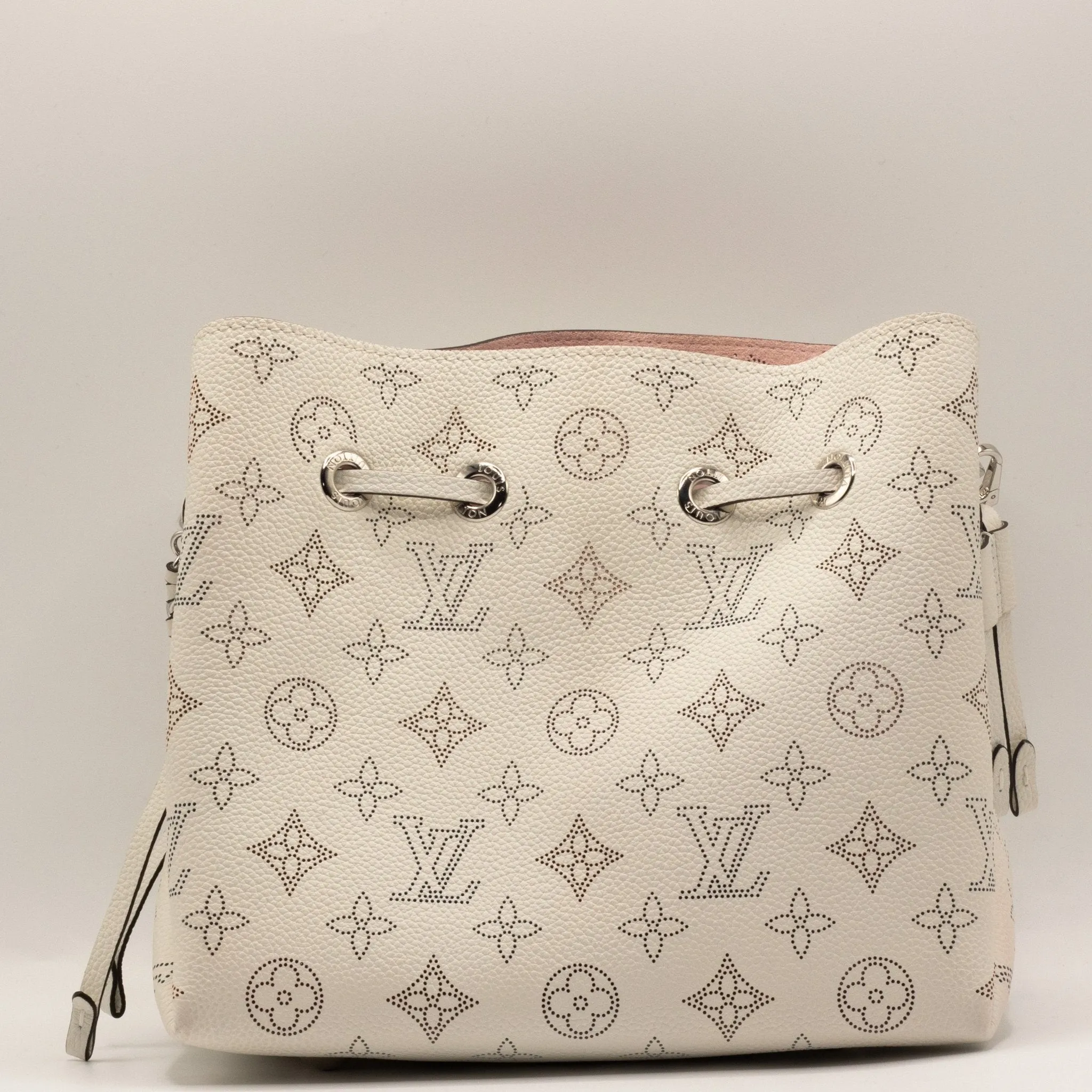 Bella Mahina Bucket Bag