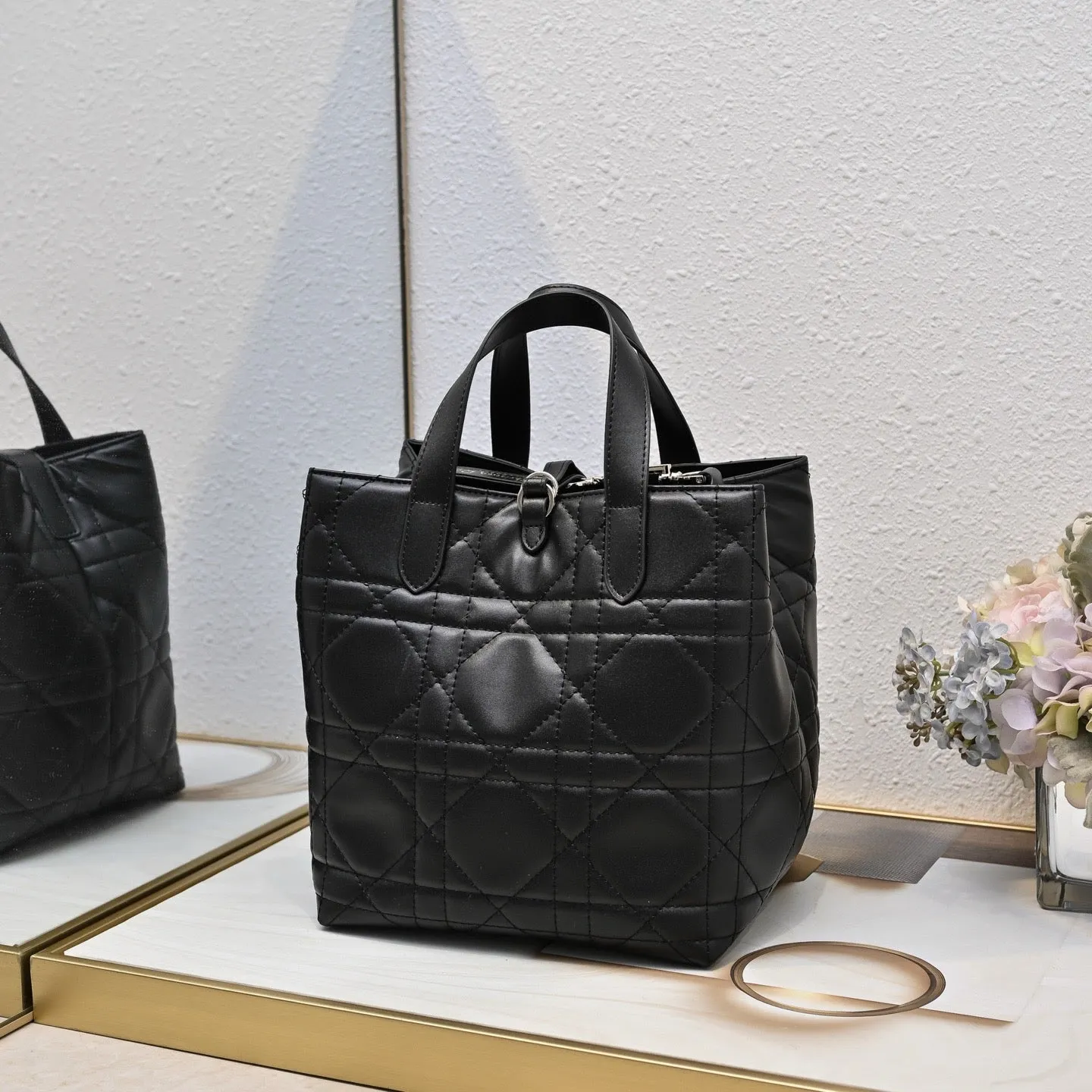 DR515 Small/Medium Dior Toujours Vertical Tote Bag