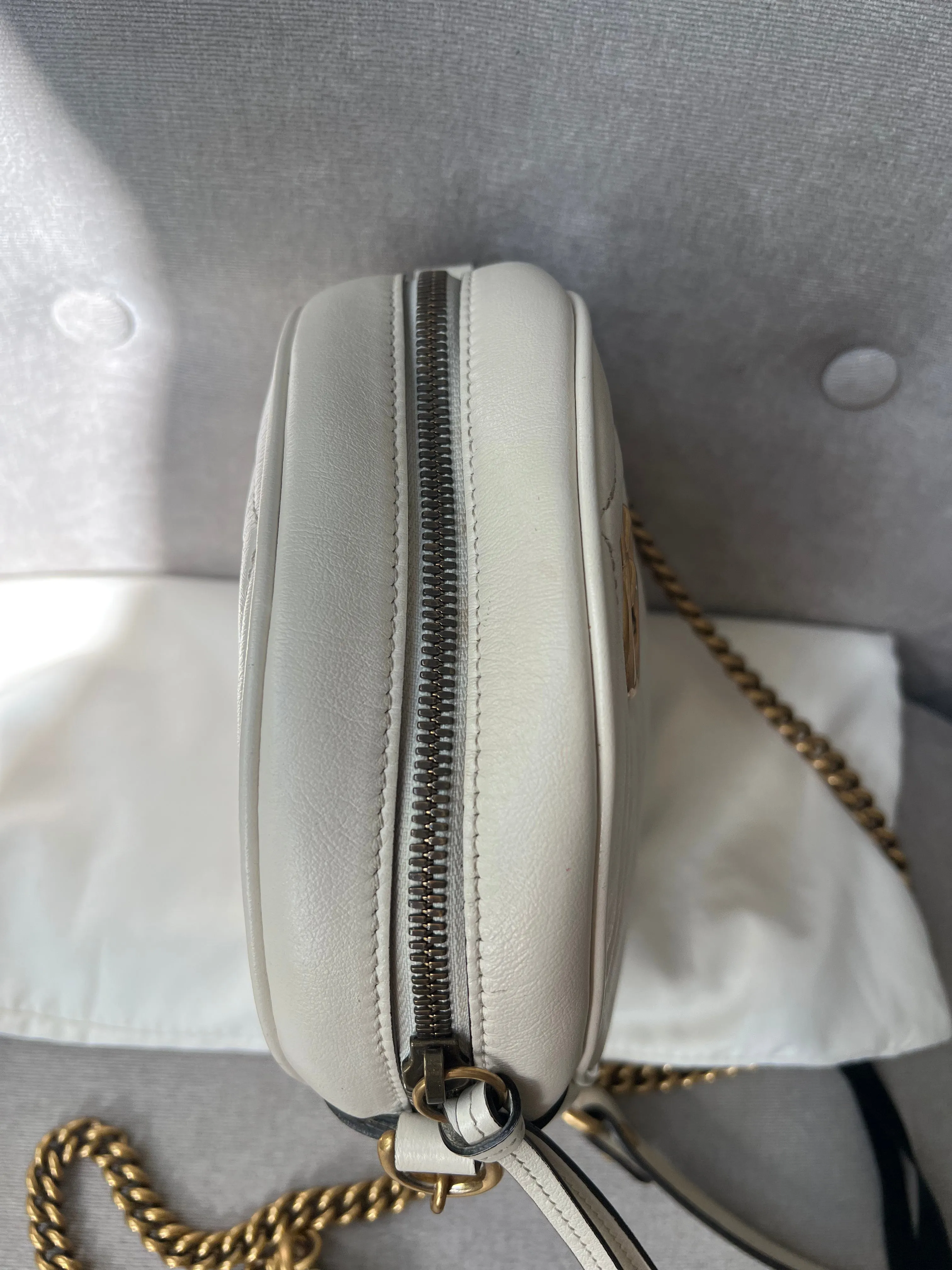 Gucci GG Round White Marmont Small Shoulder Bag