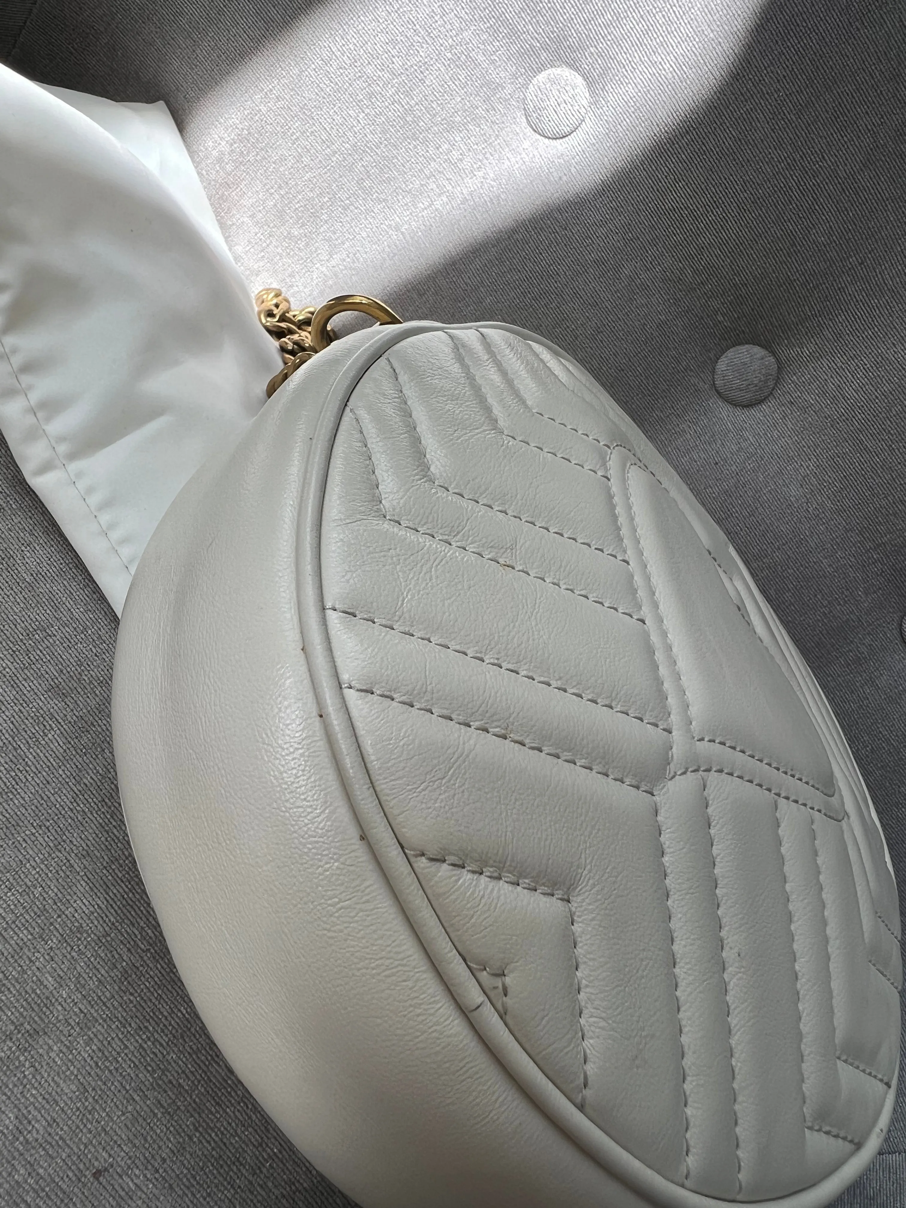 Gucci GG Round White Marmont Small Shoulder Bag