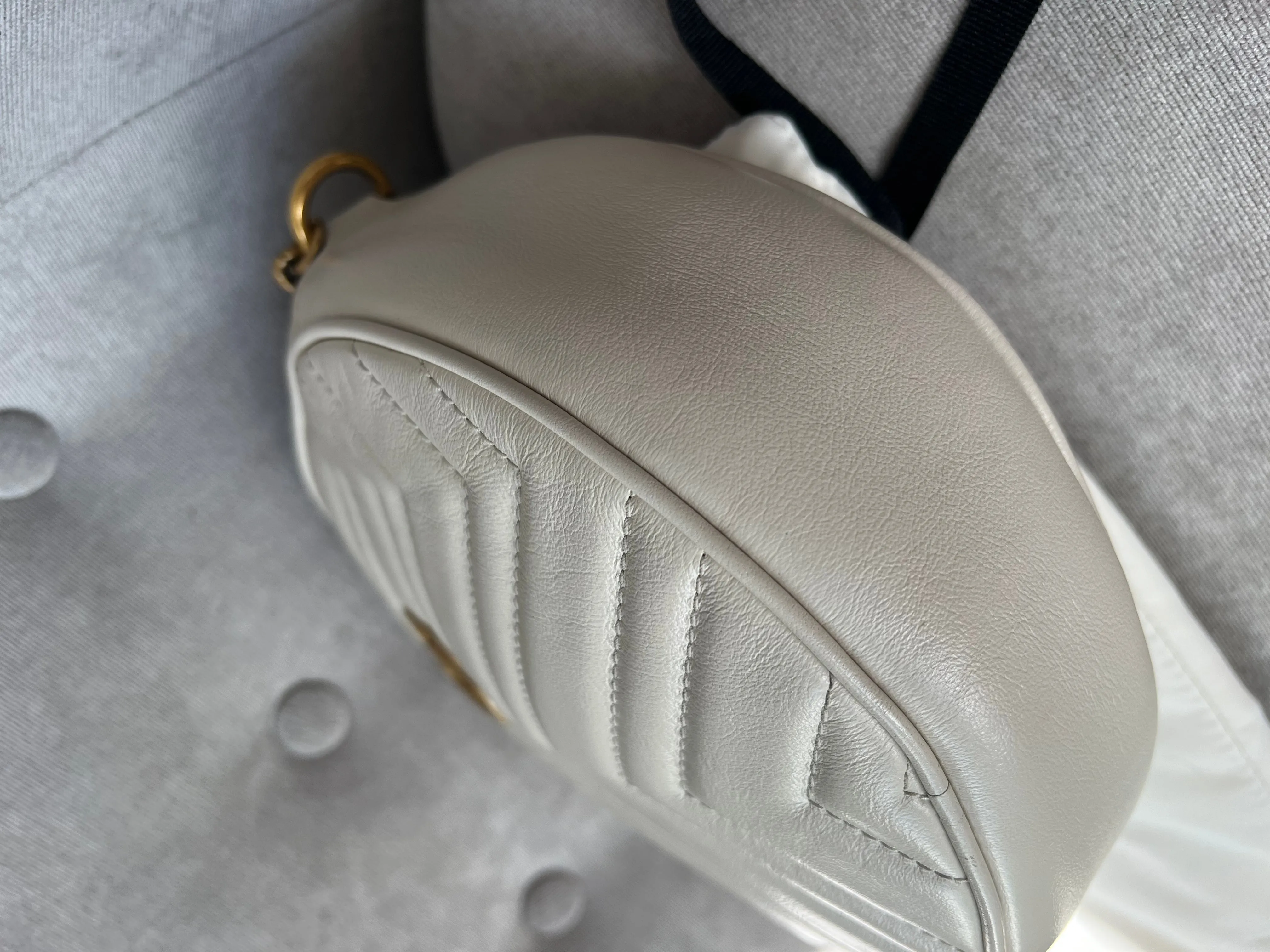 Gucci GG Round White Marmont Small Shoulder Bag