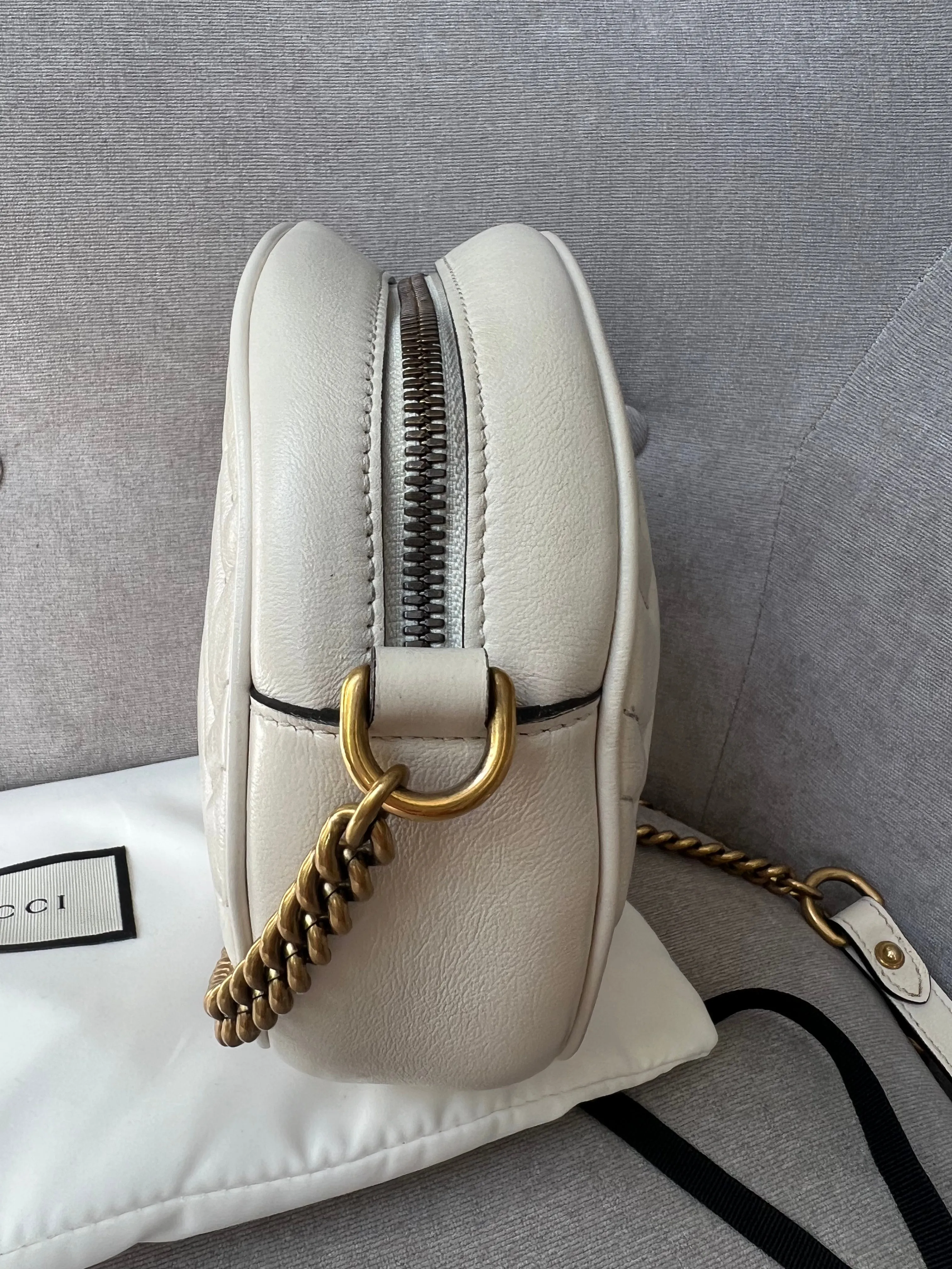 Gucci GG Round White Marmont Small Shoulder Bag