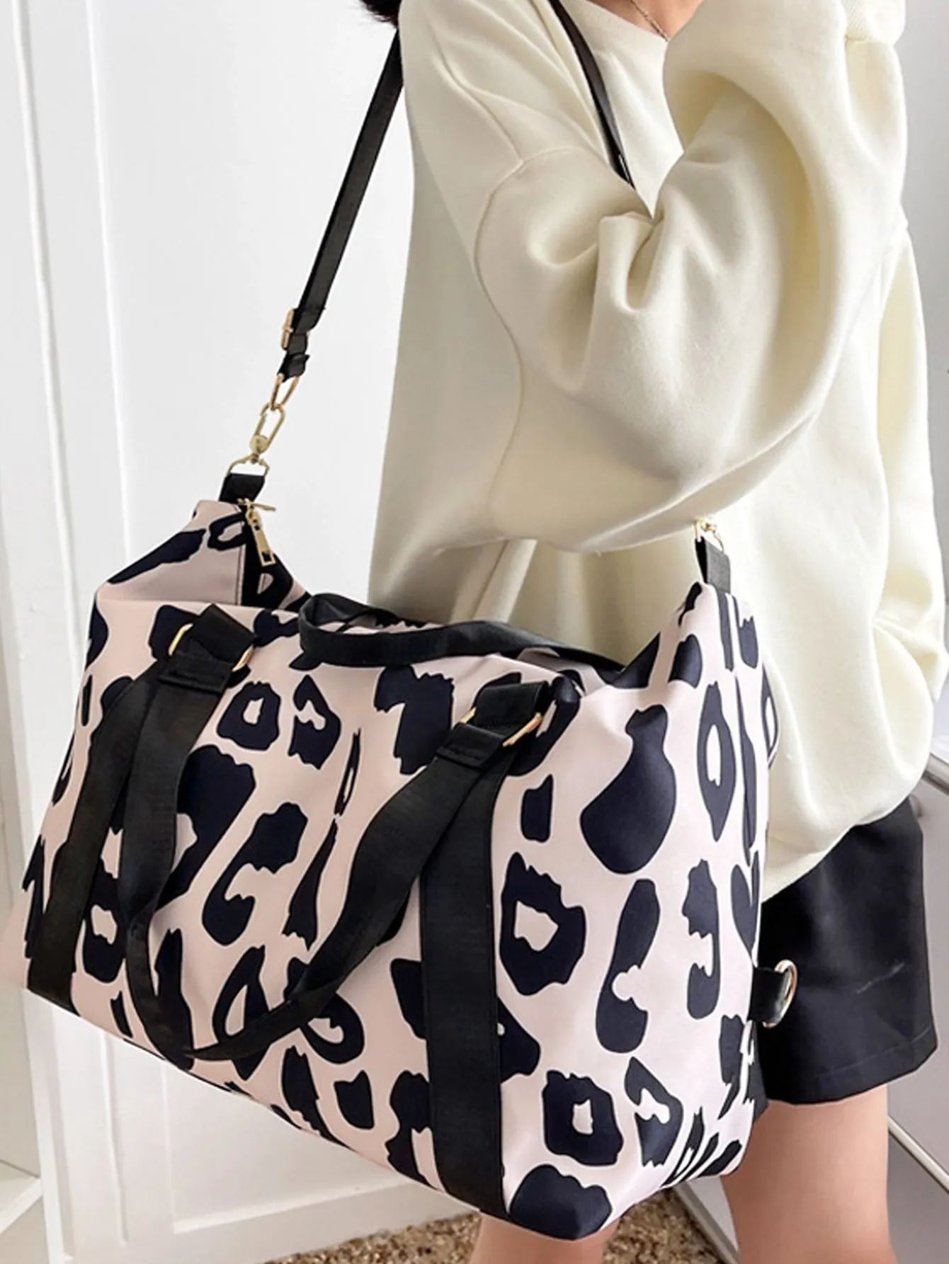 Leopard Pattern Training Bag