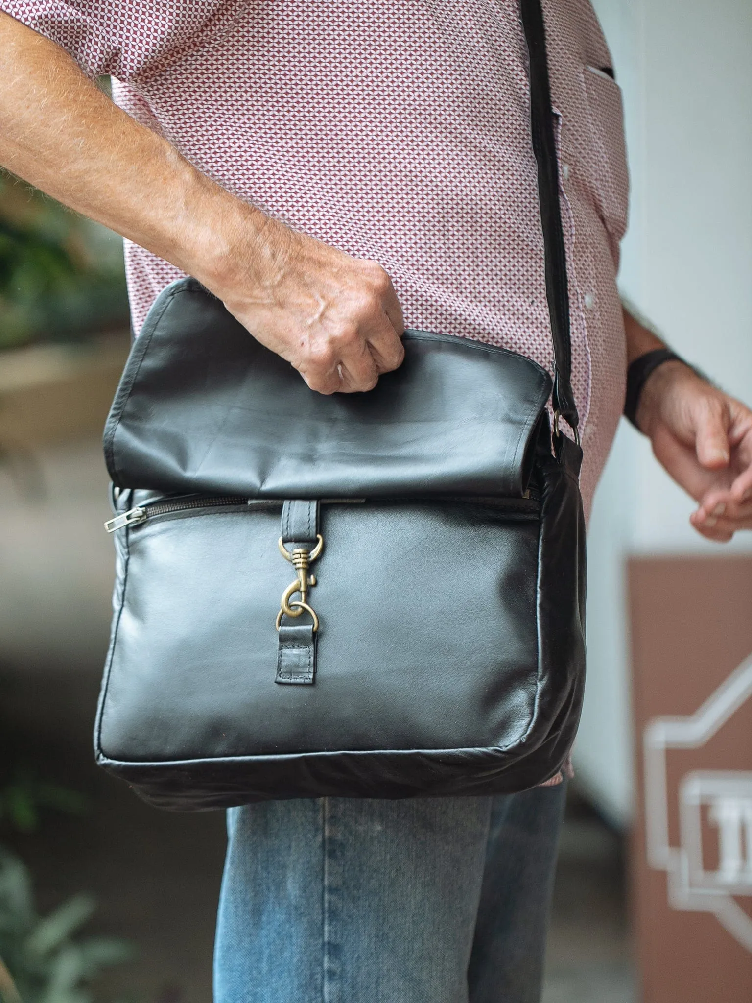 Zeuss Satchel Bag - Kangaroo